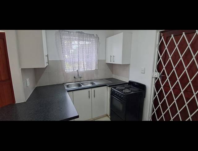 2 BEDROOM PROPERTY TO RENT IN BONNIE BRAE